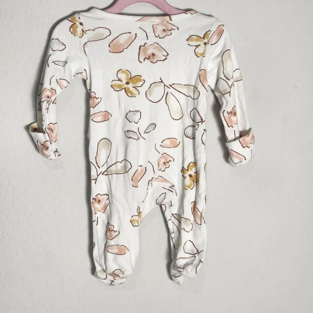 Carter's Child of Mine Newborn 0M Baby Girl Sleeper Lot of 5 Zip Footed Pajamas